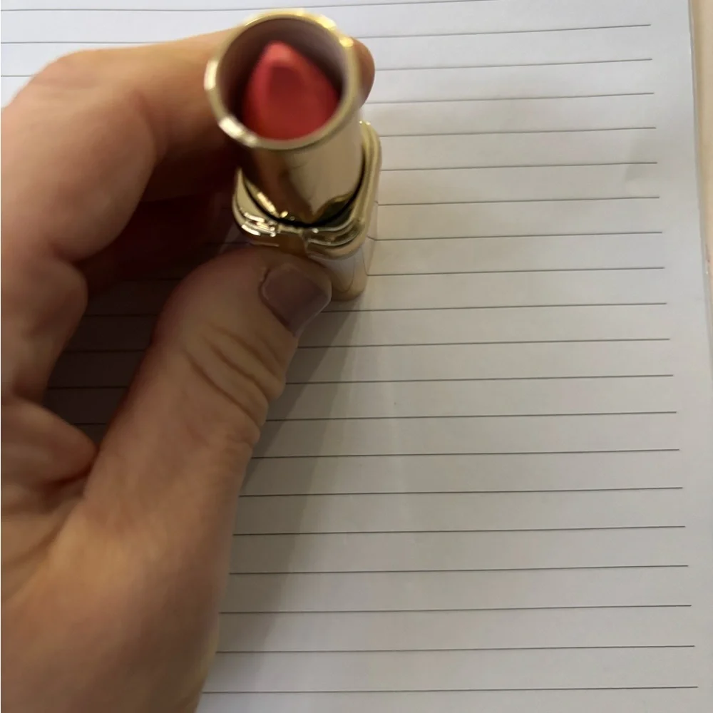 L'Oréal Paris Colour Rush lipstick in Petal Pink